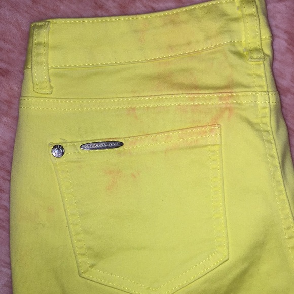 Capris - Picture 4 of 4